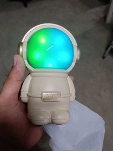 New Astronaut Bluetooth Speaker