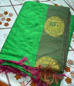 Green &amp; Olive Ethnic Design Saree