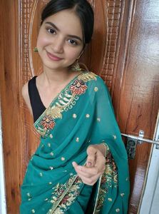 Embroidered Saree 🪷🌻🦋💚