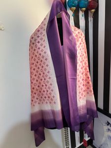 LV PRINT PURPLE STOLE