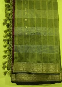 ELEGANT ETHNIC SAREE