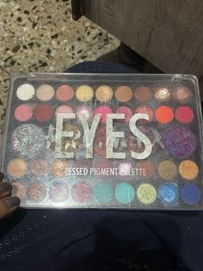 Eyeshadow Palette