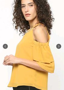 Chic Yellow Cold Shoulder Top