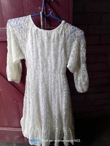 Women&#39;s Off-White Short Dress