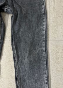 Stone Washed Straight Fit Thrifted Jeans