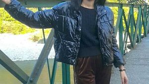 Stylish vermoda Black Puffer Jacket