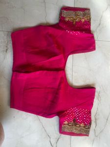Elegant Red &amp; Pink Saree with stitched blouse💕😘�