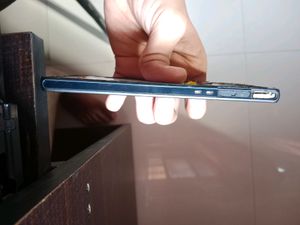 Only In Rs-999 Flagship Sony Xperia Z Phone