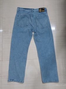 Classic Light Blue Denim – Straight/relaxed Fit