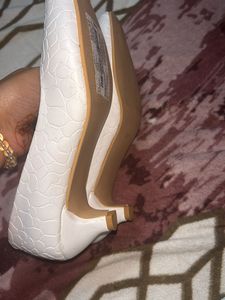 Iconic White Ballerinas