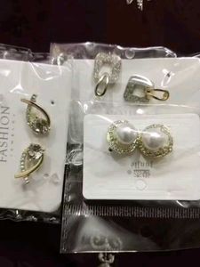 combo pack of 4 Sparkling Stud Earring Set