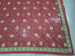 Maroon Embroidered Chunri