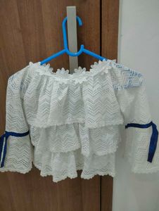 Girls&#39; White Top &amp; Denim Skirt Set