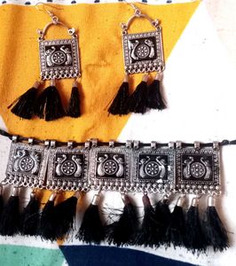 Necklace & Earring Set