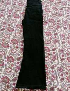 Black Jeans with fringed hem