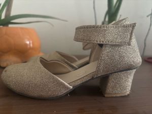 Girls combo heel shoes