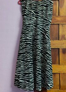 Sleeveless Umbrella Top For Girls