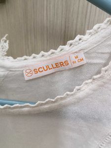 White Lace Detail, Back-Buttoned BlousenTop