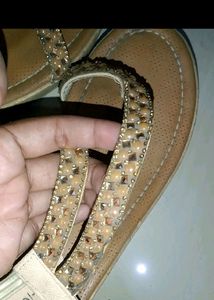 Sandal✨