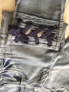 Stylish Knee Cut High Waist Jeans