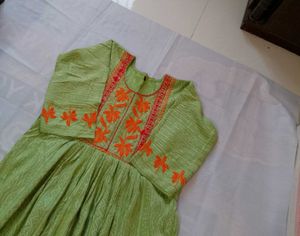 Nayara Cut Kurti