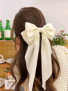 Cream Bow Hair Clip