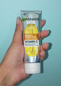 Garnier Serum Face Wash