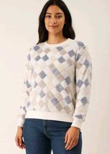 Stylish Patterned Pullover Sweater