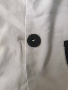 Sleeveless Blazer