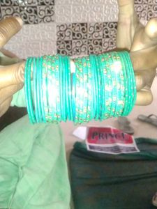 C Green Bangles