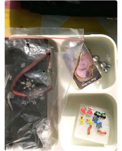 Junk Jewellery Eith Free Giftt