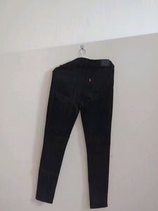 Women&#39;s Jeans