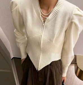 Stylish Zip-Up Knit Cardigan