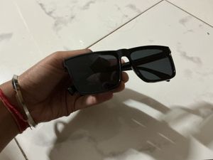 Black Square Sunglasses
