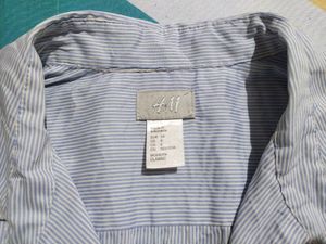 H&amp;M Blue Striped Fitted Shirt (M)
