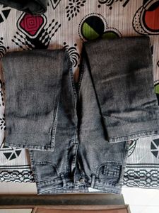 Trendy Gray straight-fit Jeans
