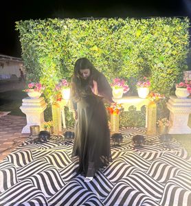 Elegant Black Maxi Dress