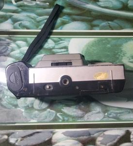 Vintage Premier PC-500 Film Camera