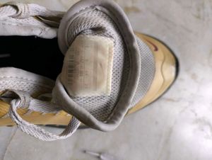 Nike Air Max Axis Shoes