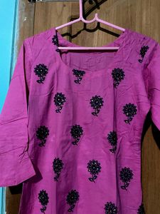 Women Hand Embroidered Kurta