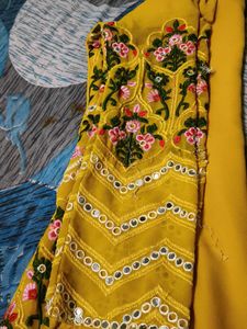 GEORGETTE WITH HAVVY EMBROIDERY WORK WIT