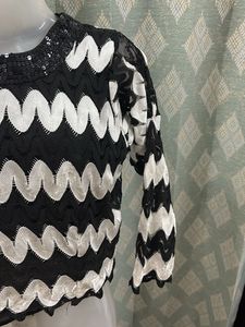 Stylish Black &amp; White Top