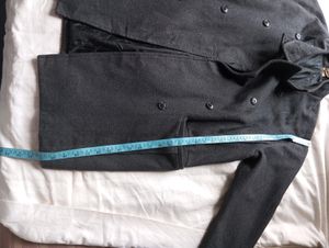 MEN COAT. MEDIUM SIZE