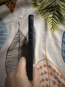 I  Phone 16 Black Cover Silicone
