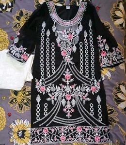 🤎 Pakistani Kurta And Pant Set