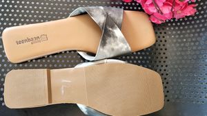 Small To My Leg. Not Fits For Me 299 /-