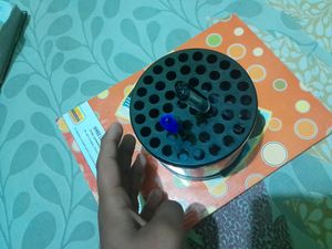 360 Degree Rotable Pen Stand