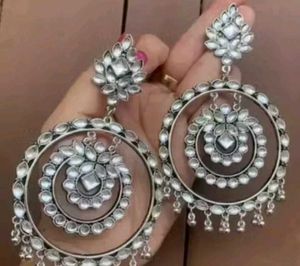 Kudan Earrings