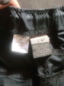 Unisex Nike Loose Fit capri