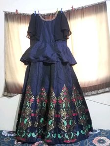Dark Blue 💙 Peplum Gown